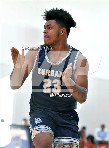 Thumbnail 2 in Burbank vs. Cosumnes Oaks (Fortune Showcase) photogallery.