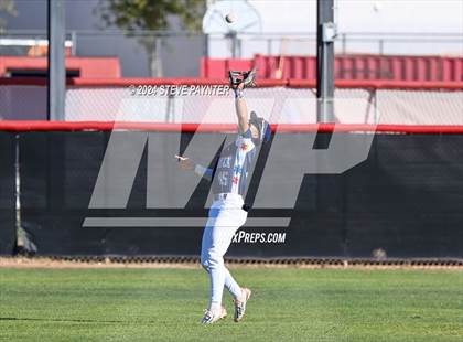 Thumbnail 1 in Pacifica vs. Stony Brook photogallery.