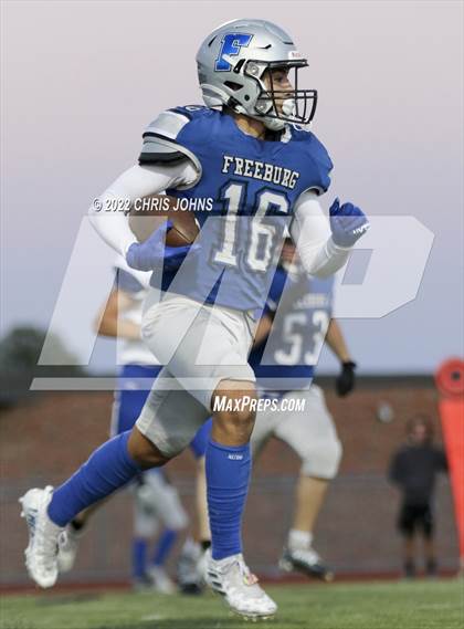 Thumbnail 2 in Columbia@Freeburg photogallery.