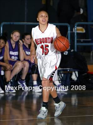 Thumbnail 3 in St. Anthony vs. Redondo (Gahr Tournament) photogallery.