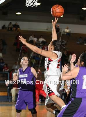 Thumbnail 3 in St. Anthony vs. Redondo (Gahr Tournament) photogallery.