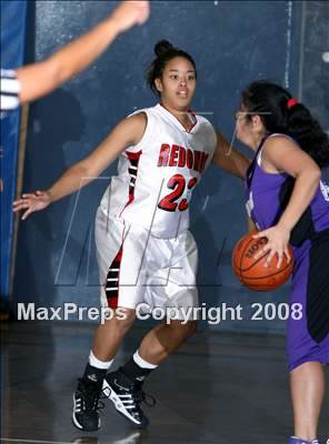 Thumbnail 3 in St. Anthony vs. Redondo (Gahr Tournament) photogallery.