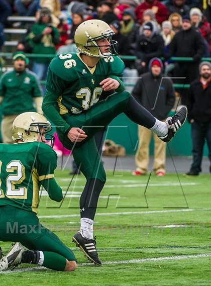 Thumbnail 3 in Bishop Hendricken vs. Cranston East (RIIL Division 1 Final) photogallery.