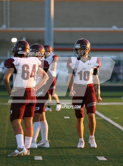 Thumbnail 2 in Grand Saline vs Troup photogallery.