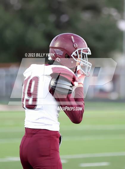 Thumbnail 3 in Grand Saline vs Troup photogallery.