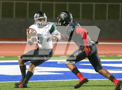 Thumbnail 3 in Narbonne vs. Dorsey (CIF LACS Division I Playoff) photogallery.