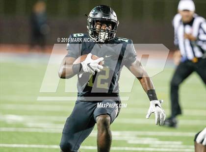 Thumbnail 3 in Narbonne vs. Dorsey (CIF LACS Division I Playoff) photogallery.