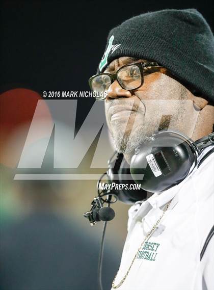 Thumbnail 3 in Narbonne vs. Dorsey (CIF LACS Division I Playoff) photogallery.