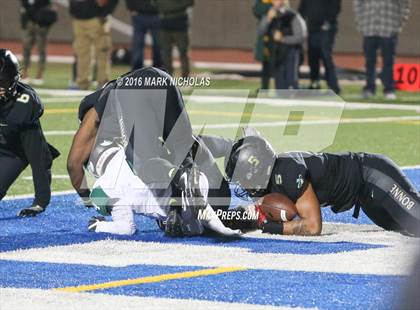 Thumbnail 2 in Narbonne vs. Dorsey (CIF LACS Division I Playoff) photogallery.