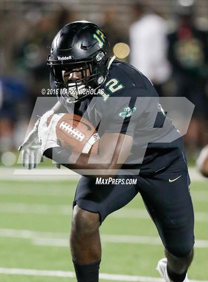 Thumbnail 2 in Narbonne vs. Dorsey (CIF LACS Division I Playoff) photogallery.