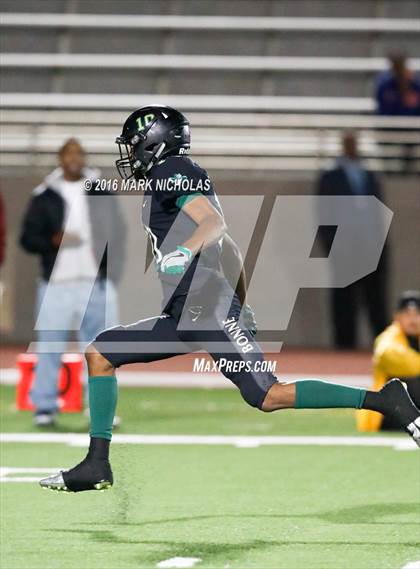 Thumbnail 3 in Narbonne vs. Dorsey (CIF LACS Division I Playoff) photogallery.