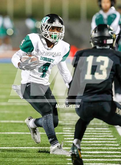 Thumbnail 2 in Narbonne vs. Dorsey (CIF LACS Division I Playoff) photogallery.