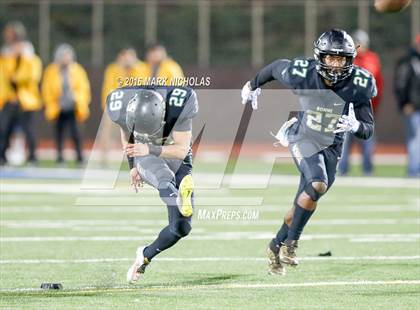 Thumbnail 2 in Narbonne vs. Dorsey (CIF LACS Division I Playoff) photogallery.