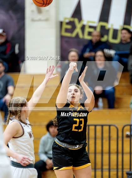 Thumbnail 2 in Del Oro @ Whitney photogallery.