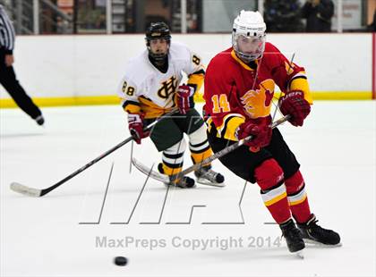 Thumbnail 3 in Holy Cross vs. Chaminade  photogallery.