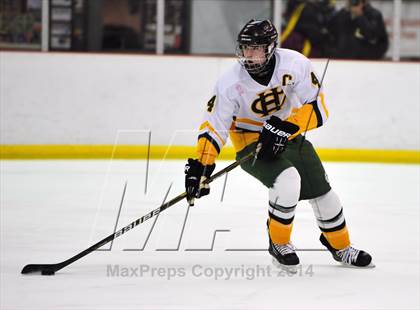 Thumbnail 3 in Holy Cross vs. Chaminade  photogallery.