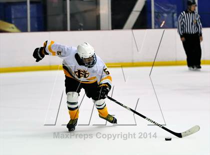 Thumbnail 3 in Holy Cross vs. Chaminade  photogallery.