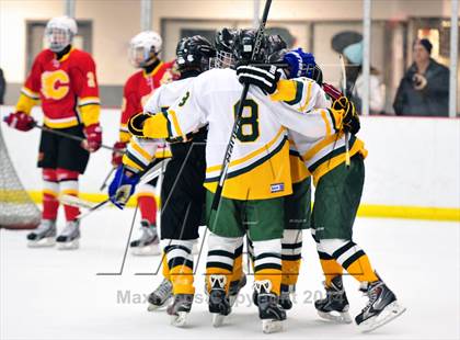Thumbnail 3 in Holy Cross vs. Chaminade  photogallery.
