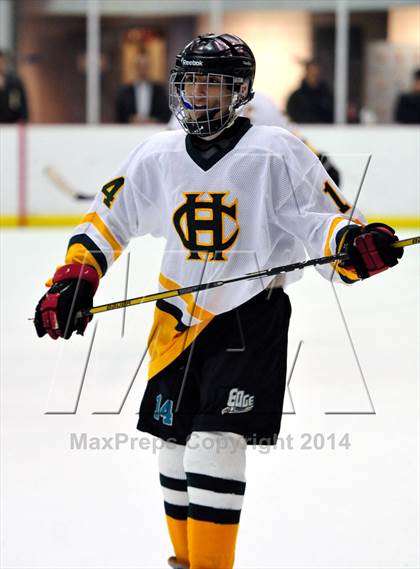 Thumbnail 3 in Holy Cross vs. Chaminade  photogallery.