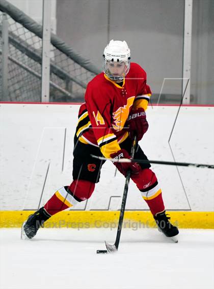 Thumbnail 2 in Holy Cross vs. Chaminade  photogallery.