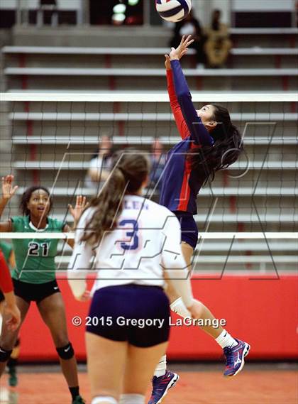 Thumbnail 1 in Allen vs. Carroll  photogallery.