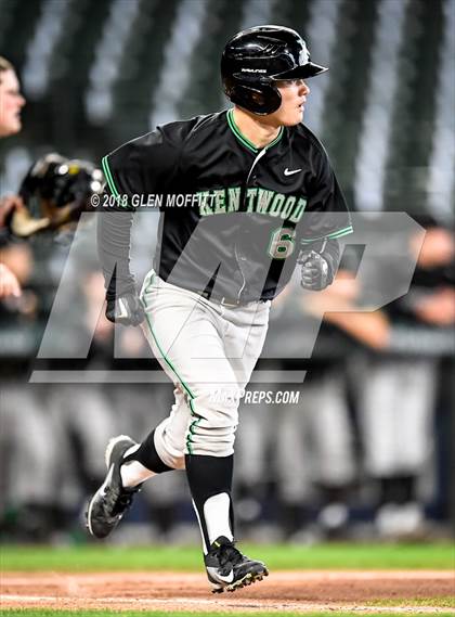 Thumbnail 3 in Kentwood vs. Lake Washington photogallery.