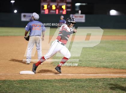 Thumbnail 2 in Sharyland vs Palmview (UIL 5A Regional Quarterfinal)  photogallery.