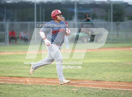 Thumbnail 2 in Sharyland vs Palmview (UIL 5A Regional Quarterfinal)  photogallery.
