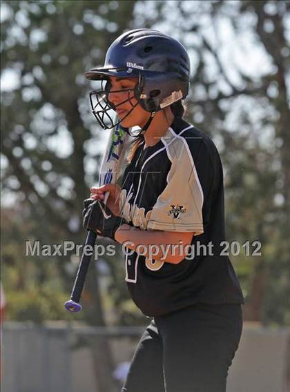 Thumbnail 2 in Calabasas @ Royal photogallery.