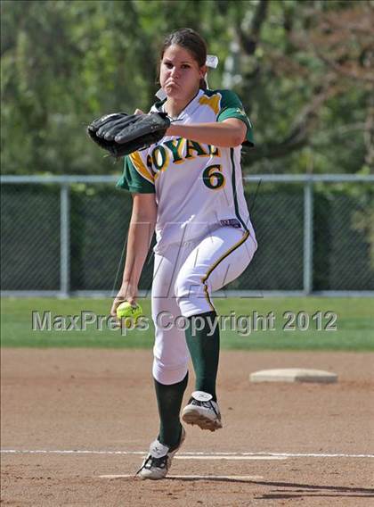 Thumbnail 1 in Calabasas @ Royal photogallery.