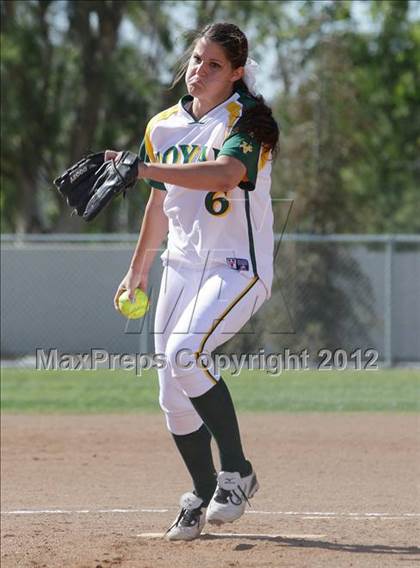 Thumbnail 2 in Calabasas @ Royal photogallery.