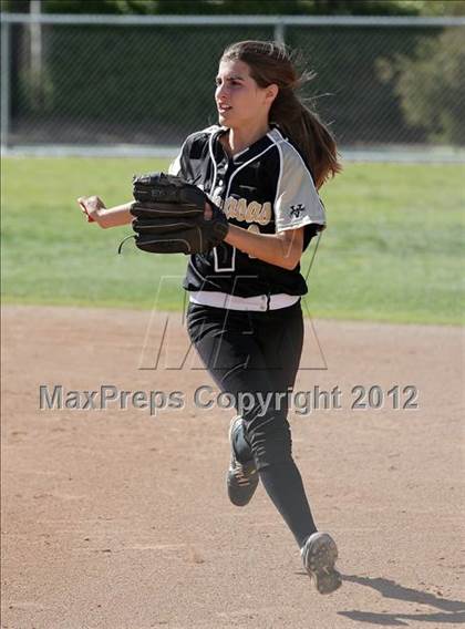 Thumbnail 3 in Calabasas @ Royal photogallery.