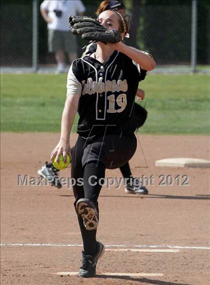Thumbnail 2 in Calabasas @ Royal photogallery.