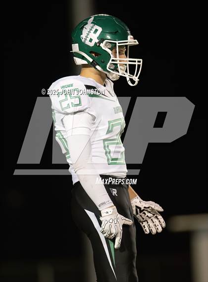 Thumbnail 3 in Burroughs @ Sultana photogallery.