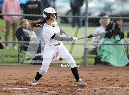 Thumbnail 2 in Teays Valley vs Amanda-Clearcreek photogallery.