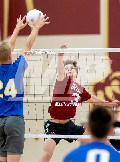 Thumbnail 1 in Bear River vs. Ripon Christian (CIF SJS D3 Final) photogallery.