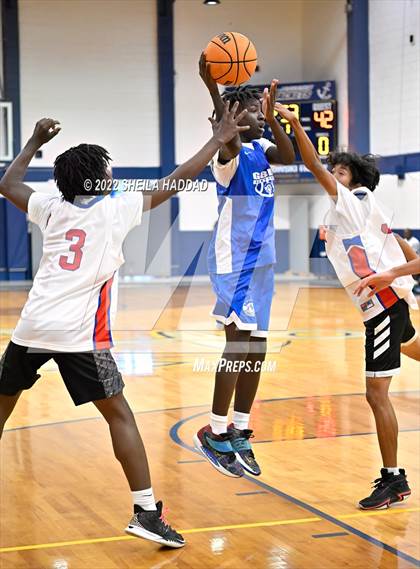 Thumbnail 1 in Gibbs vs Pinellas Park (The Hoop Vibe) photogallery.