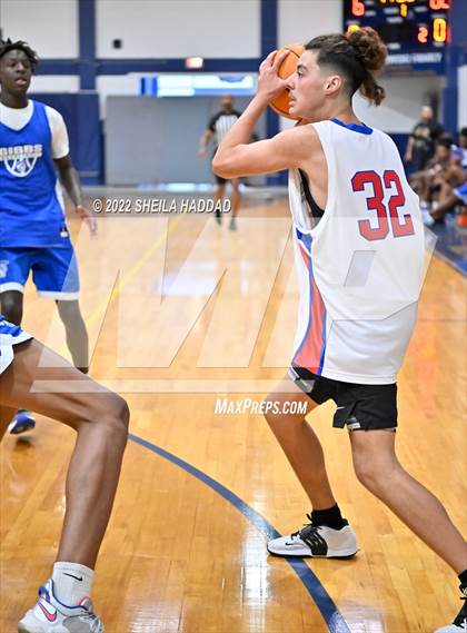 Thumbnail 2 in Gibbs vs Pinellas Park (The Hoop Vibe) photogallery.