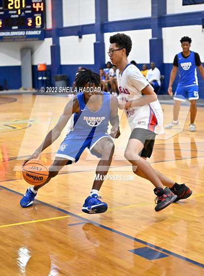 Thumbnail 3 in Gibbs vs Pinellas Park (The Hoop Vibe) photogallery.