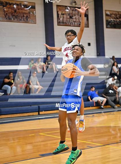 Thumbnail 2 in Gibbs vs Pinellas Park (The Hoop Vibe) photogallery.