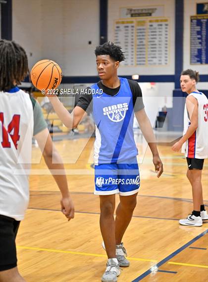 Thumbnail 3 in Gibbs vs Pinellas Park (The Hoop Vibe) photogallery.