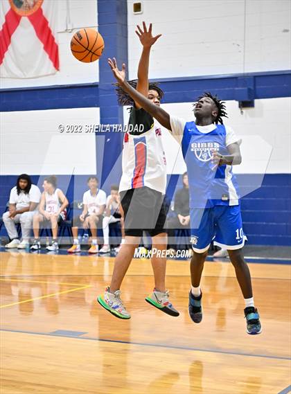 Thumbnail 3 in Gibbs vs Pinellas Park (The Hoop Vibe) photogallery.