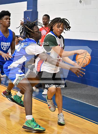 Thumbnail 3 in Gibbs vs Pinellas Park (The Hoop Vibe) photogallery.
