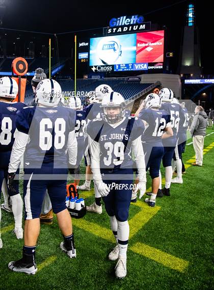 Thumbnail 2 in Catholic Memorial vs. St. John's Prep (MIAA Division 1 Final) photogallery.
