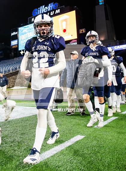Thumbnail 2 in Catholic Memorial vs. St. John's Prep (MIAA Division 1 Final) photogallery.