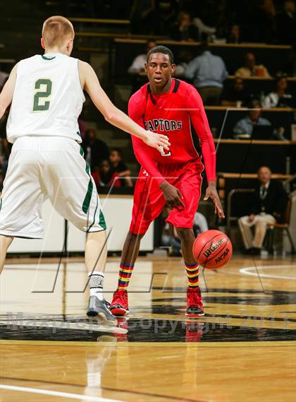 Thumbnail 3 in Eaglecrest vs. Mountain Vista (CHSAA 5A Final Four) photogallery.