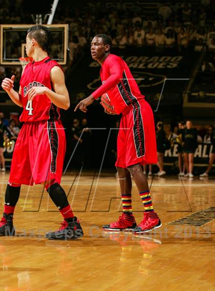 Thumbnail 3 in Eaglecrest vs. Mountain Vista (CHSAA 5A Final Four) photogallery.