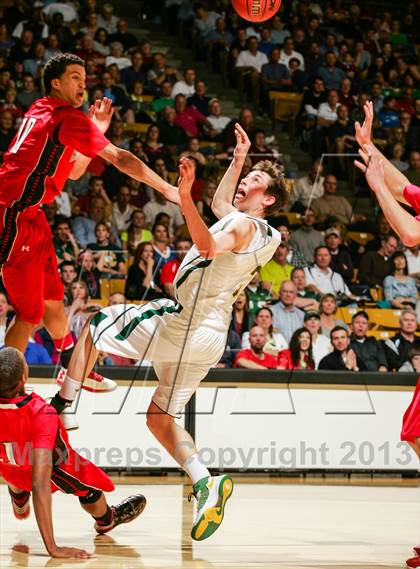 Thumbnail 1 in Eaglecrest vs. Mountain Vista (CHSAA 5A Final Four) photogallery.