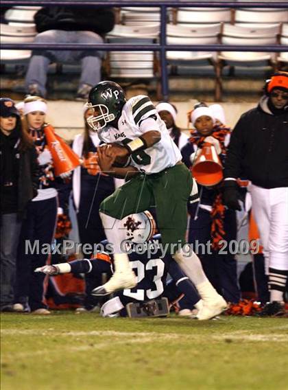 Thumbnail 2 in Wayne County vs. West Point (MHSAA Class 5A Final) photogallery.
