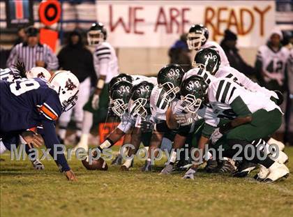 Thumbnail 1 in Wayne County vs. West Point (MHSAA Class 5A Final) photogallery.